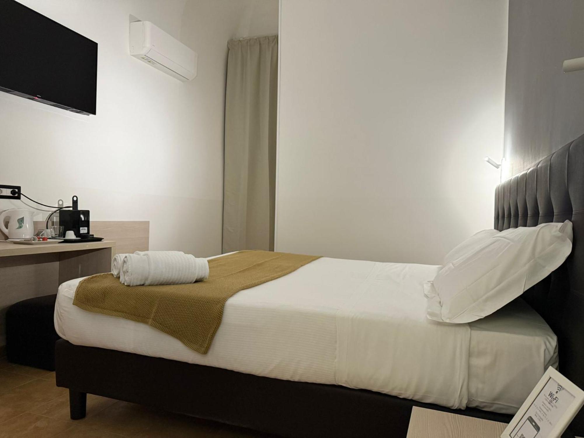 Conte Guesthouse Rome Exterior photo