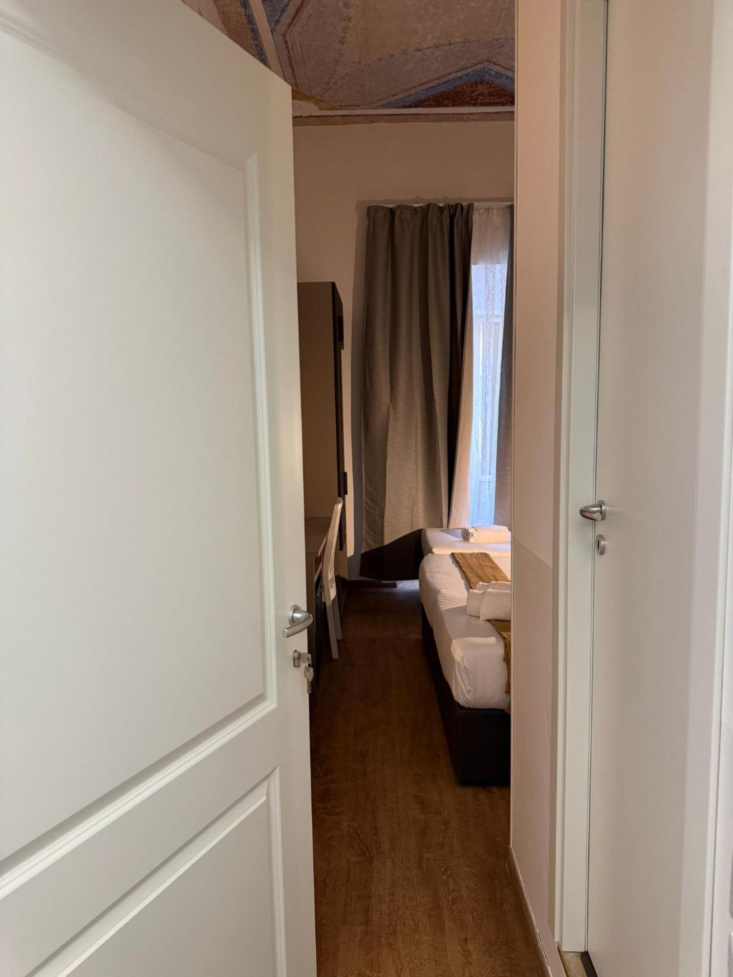 Conte Guesthouse Rome Exterior photo